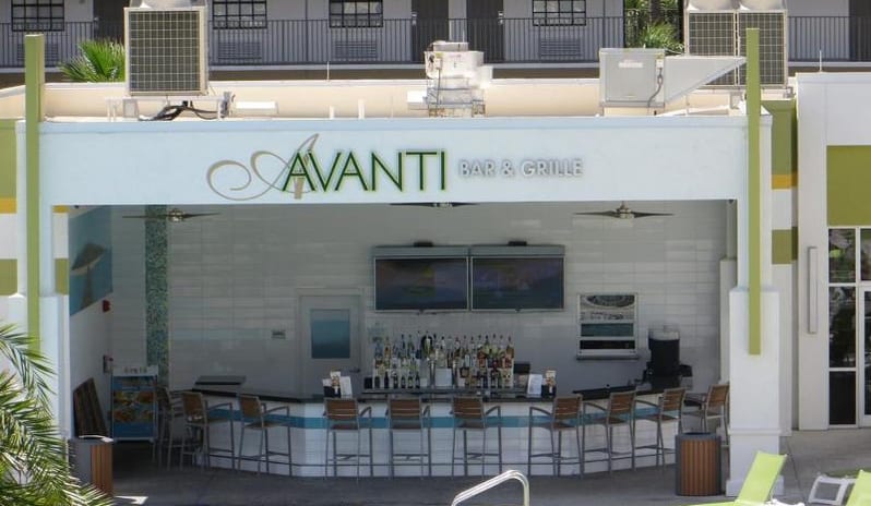 Avanti Resort - Pool Bar